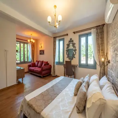 Rebetiko Otel
