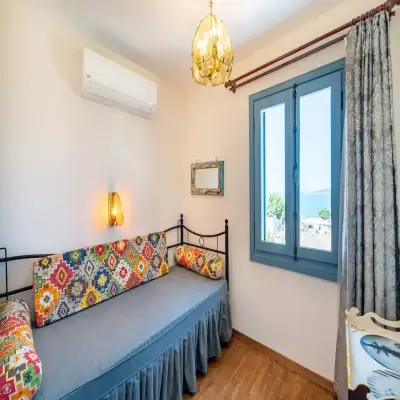 Rebetiko Otel