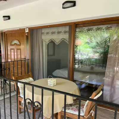 Piramit Otel