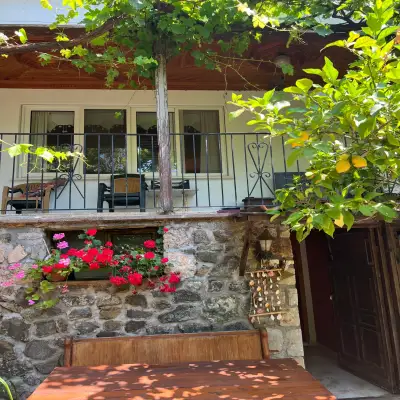Piramit Otel