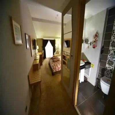 Şiir Otel