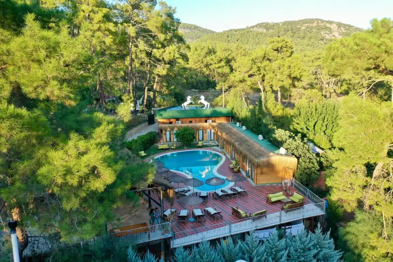Çocuklu Aileler İçin En İyi 8 Küçük Otel: Ara Tatil ve Yaz Tatili Önerileri