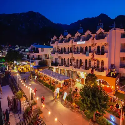 Diplomat Hotel
