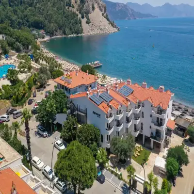 Diplomat Hotel