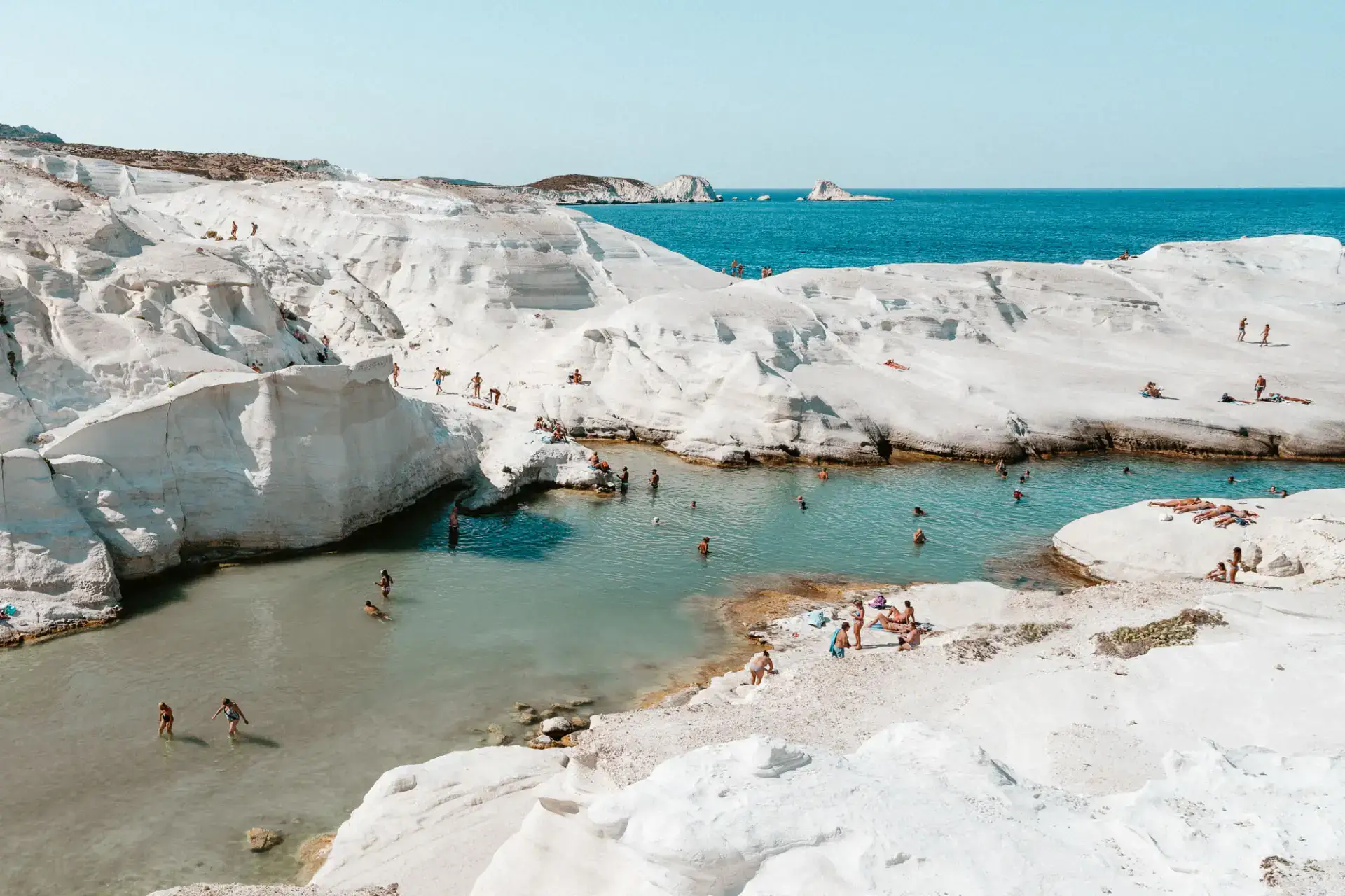 Milos Adası Gezi Rehberi: Plajlar, Gezilecek Yerler ve Konaklama (2026)