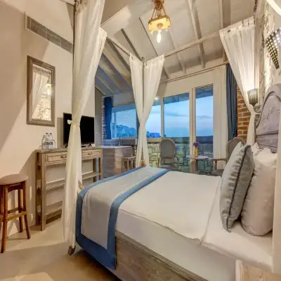 Navalia Otel