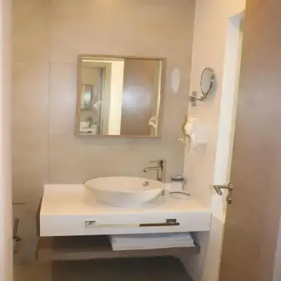 Zest Hotel