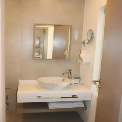 Zest Hotel