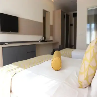 Zest Hotel