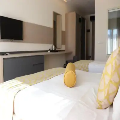 Zest Hotel