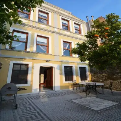 Amina Hanem Apartments