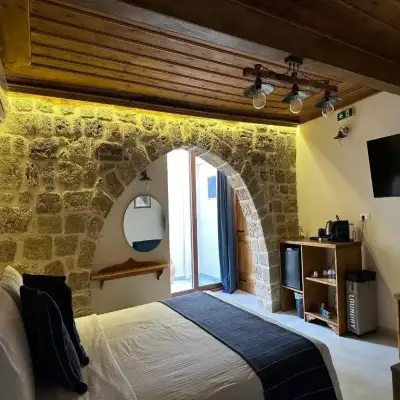 Midgard Suites