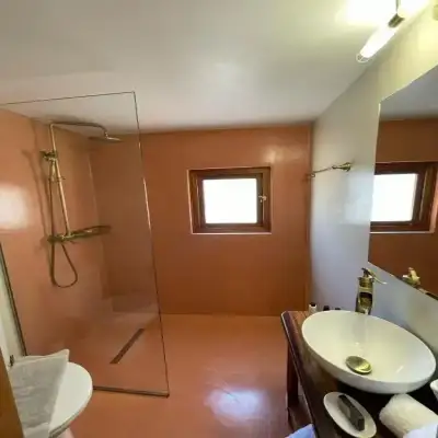 Midgard Suites