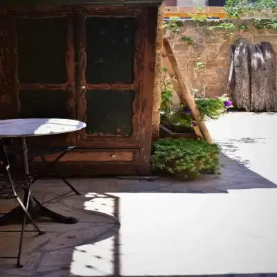 S.Nikolis' Historic Boutique Hotel