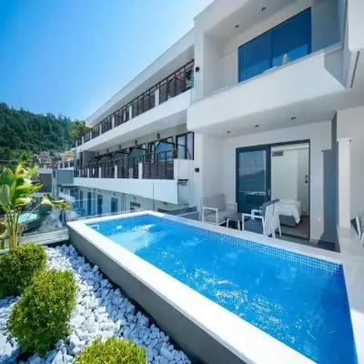 Aloe Elegant Suites
