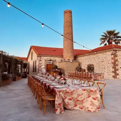 Zaira Hotel