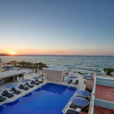 Archipelagos Hotel