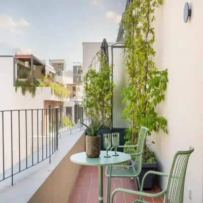 L'Avventura Athens