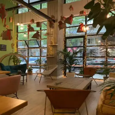 Blue Bottle Boutique Hotel