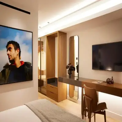 Teight Hotel