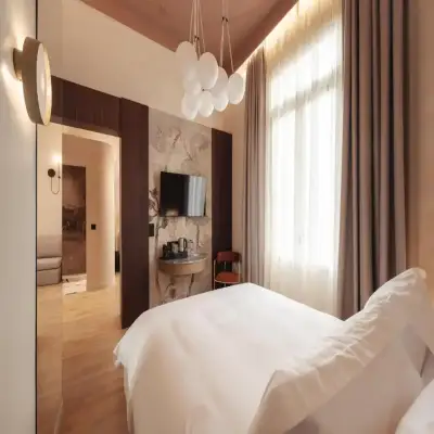 Zenith Premium Suites
