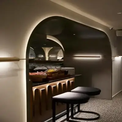 Teight Hotel