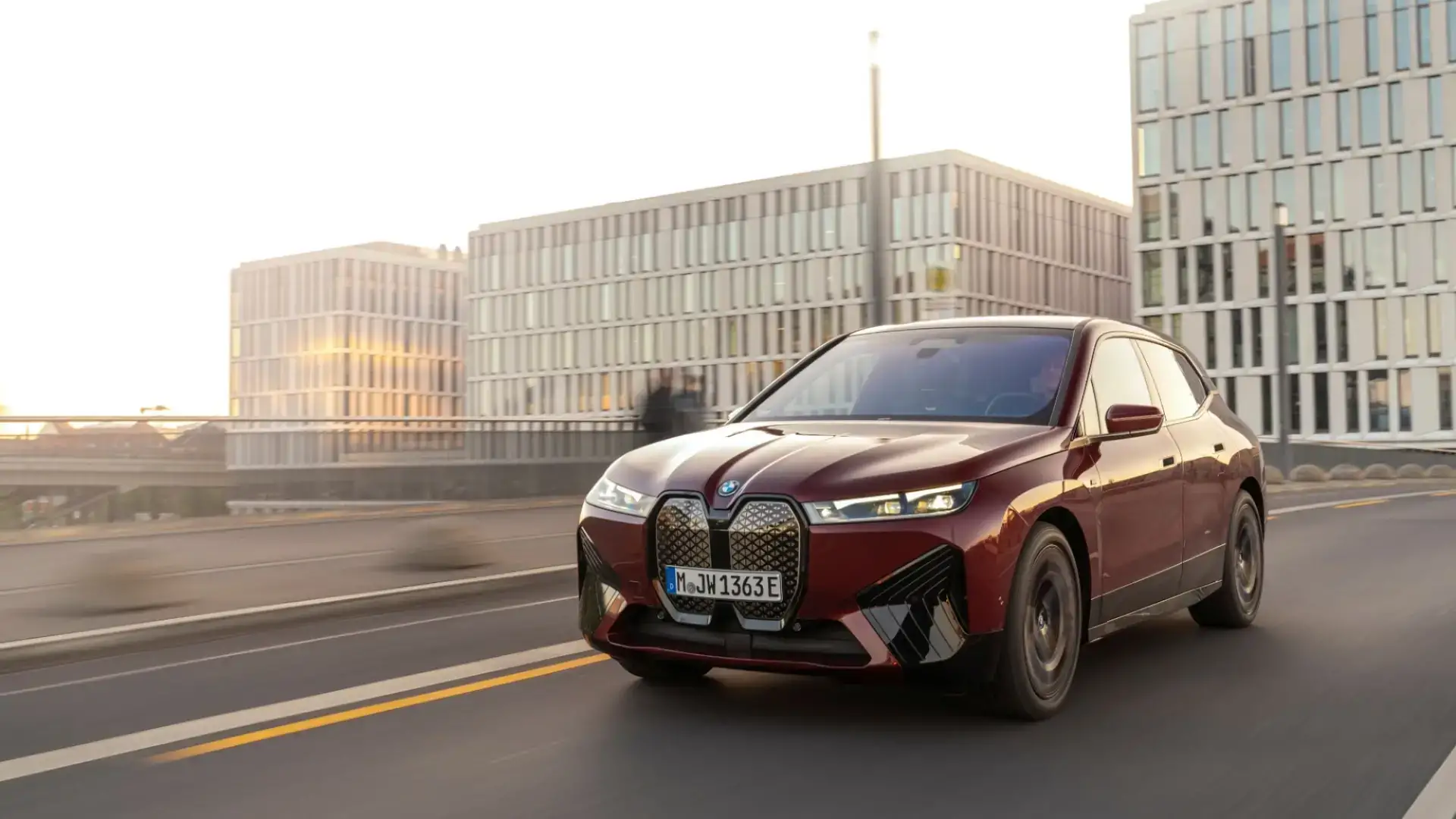 Tamamen Elektrikli BMW Modelleri ile Geleceğe Yolculuk