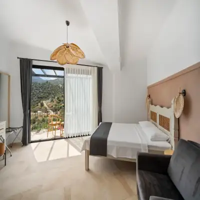 Mandalya Otel, Kargı Koyu