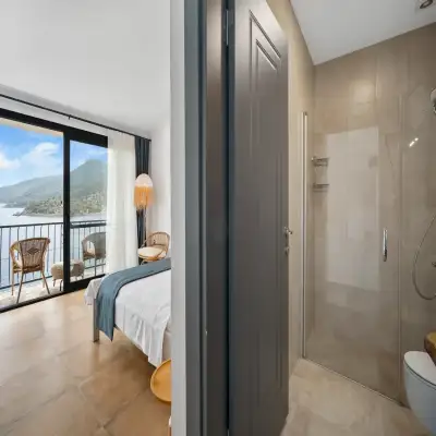 Mandalya Otel, Kargı Koyu