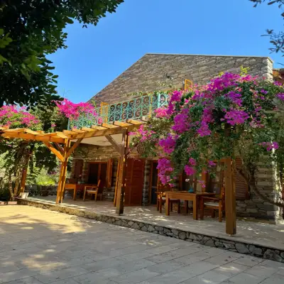 Hayalim Taş Ev, Kızılbük