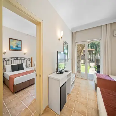 Alados Otel