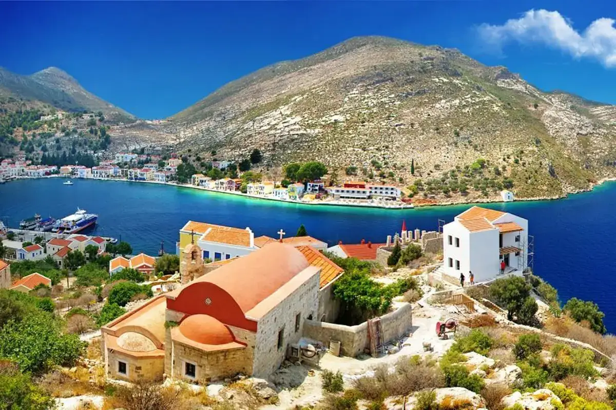 Meis (Kastellorizo) Adası Gezi Rehberi 2026 | Kaş’tan Günübirlik Nasıl Gidilir?