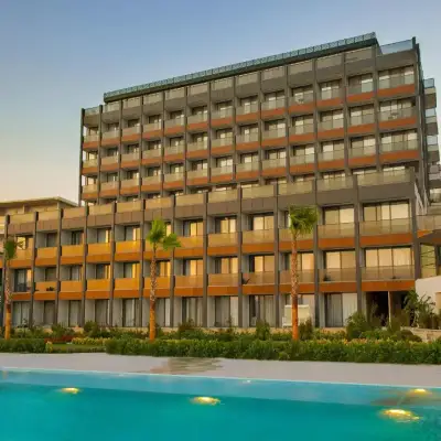 The Nowness Luxury Hotel & SPA