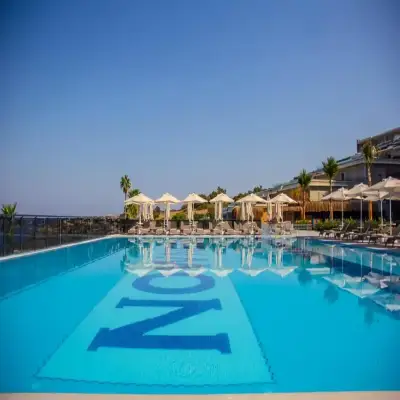 The Nowness Luxury Hotel & SPA