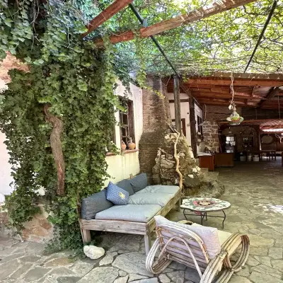 Olimpos Köy Evi