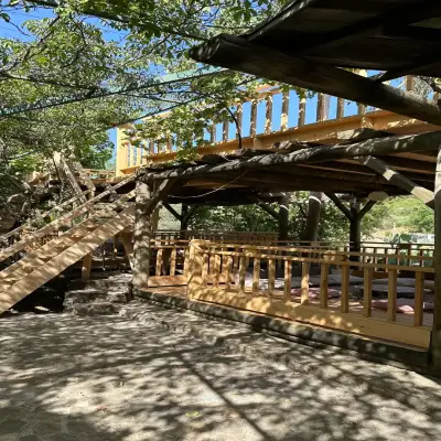 Olimpos Köy Evi