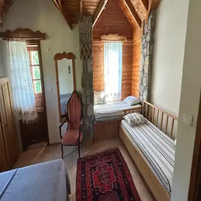 Olimpos Köy Evi