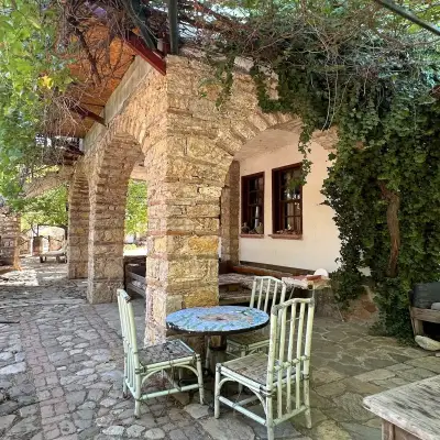 Olimpos Köy Evi