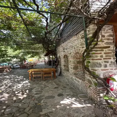 Olimpos Köy Evi