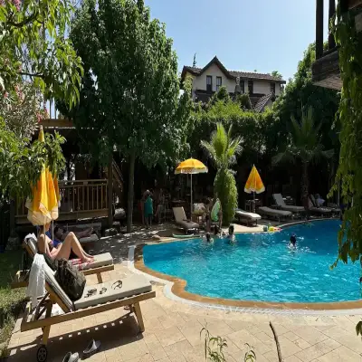 Olimpos Köy Evi