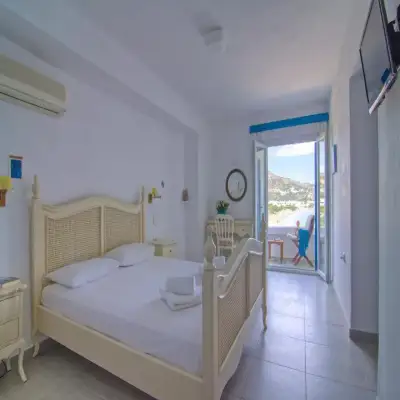 Platys Gialos Hotel