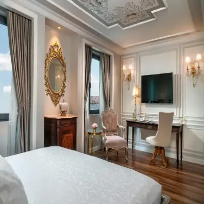 Rixos Pera Beyoğlu