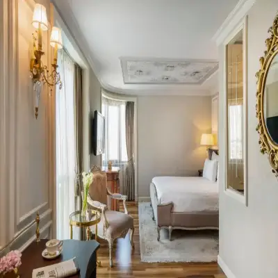 Rixos Pera Beyoğlu