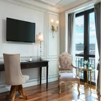 Rixos Pera Beyoğlu