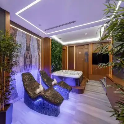Vital Hotel, Fulya