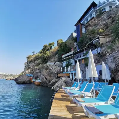Perge Hotels +18