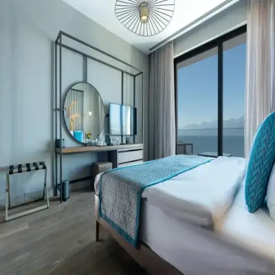 Perge Hotels +18