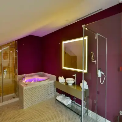 G-Han Hotel