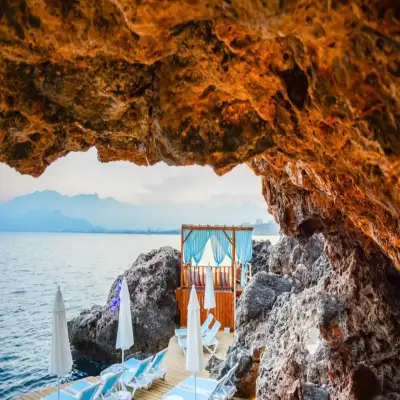 Perge Hotels +18