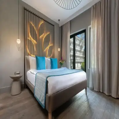 Perge Hotels +18